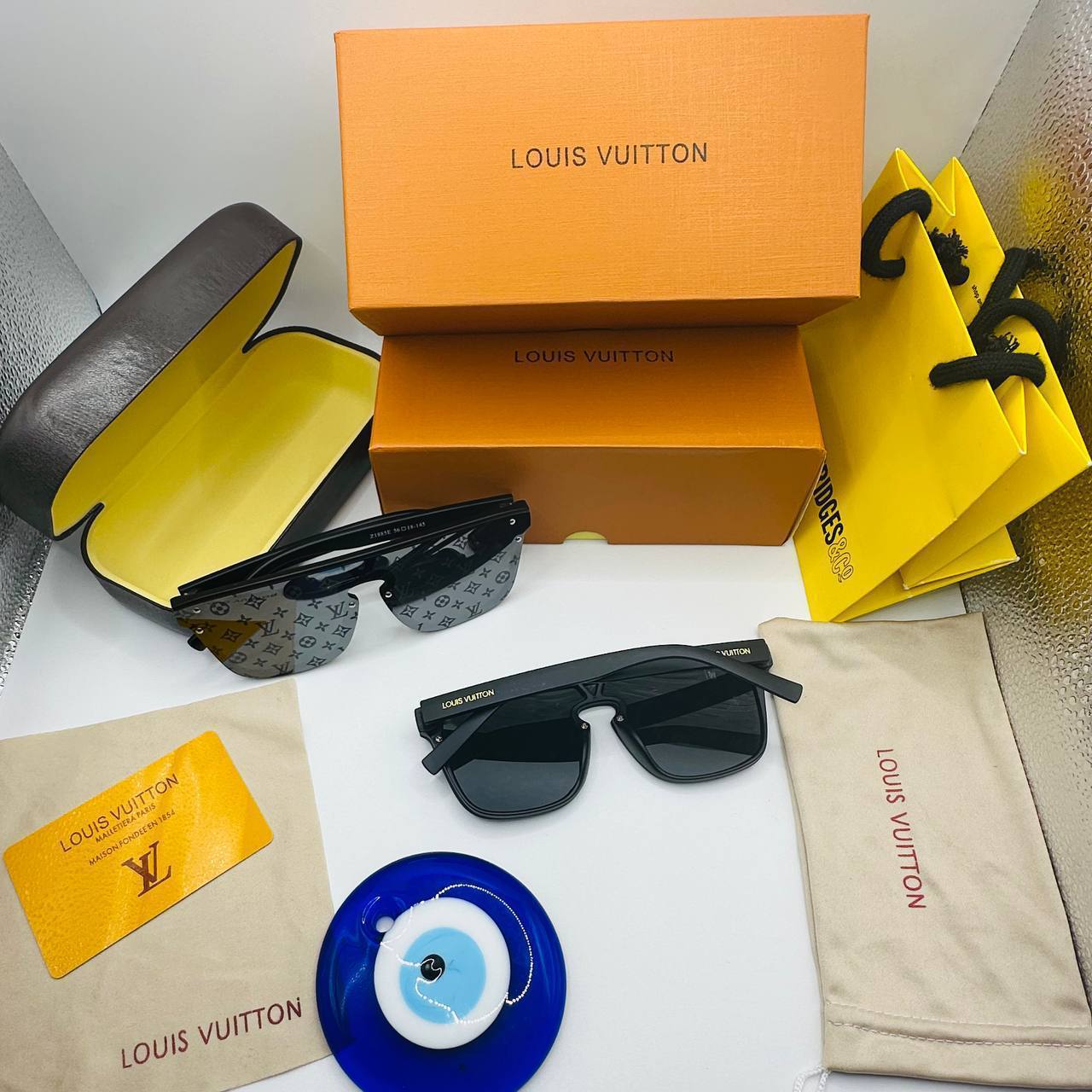 LV SUNGLASSES BOXED AVAILABLE to2406