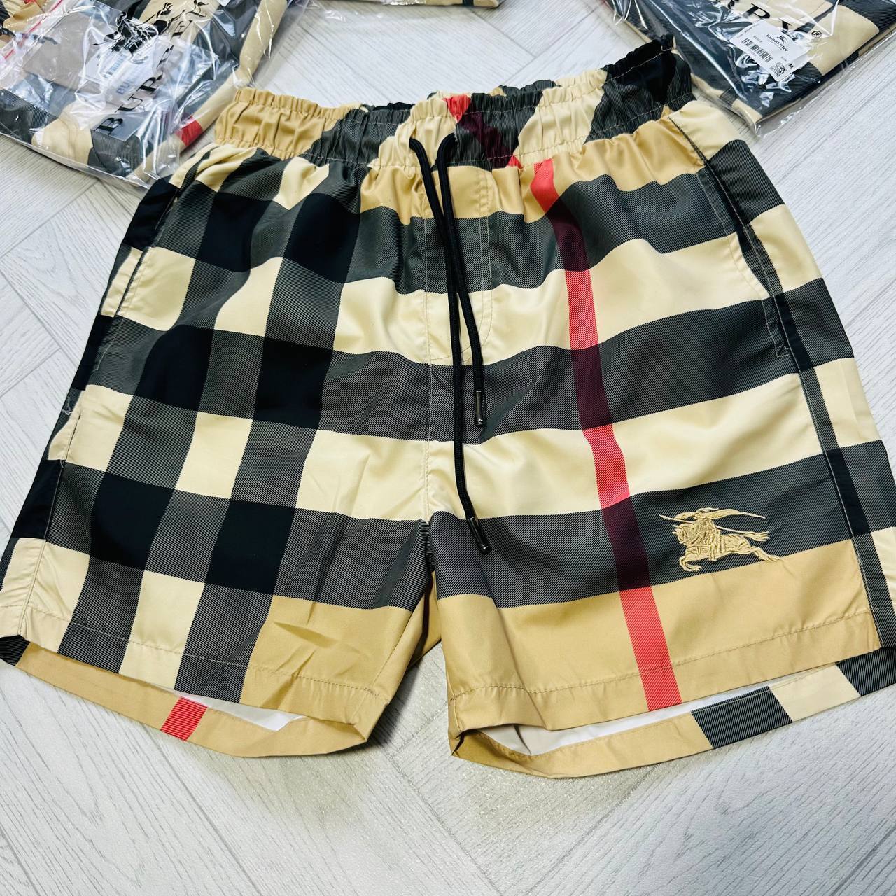 QUALITY BURBER SHORT to2506