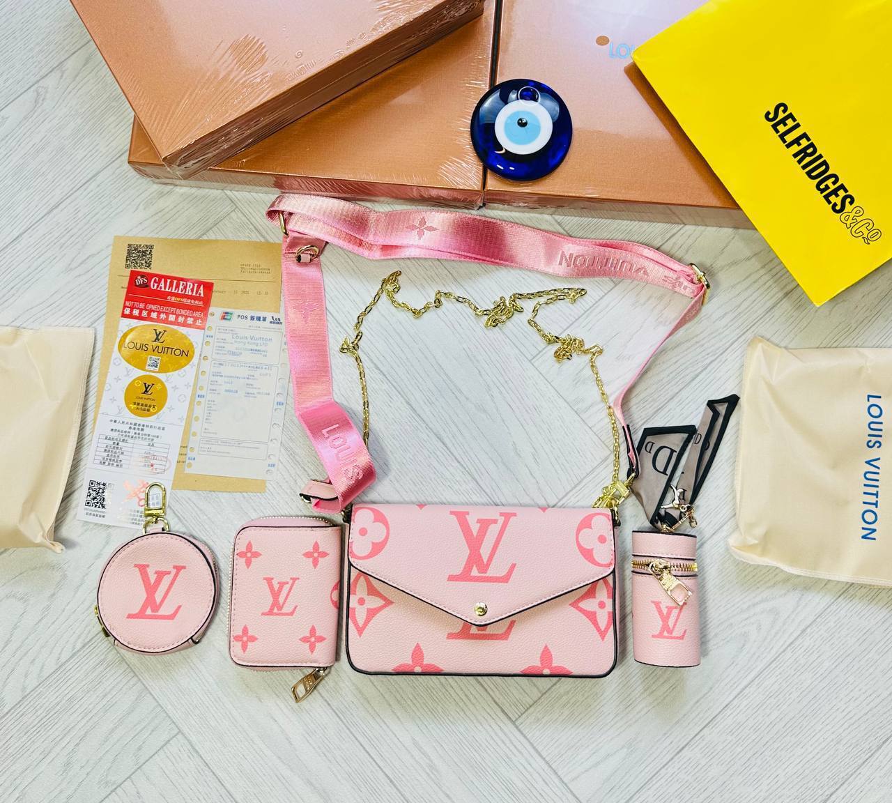 LV PURSE GIFT SET BOX END PEPPER WORK AVAILABLE to2706
