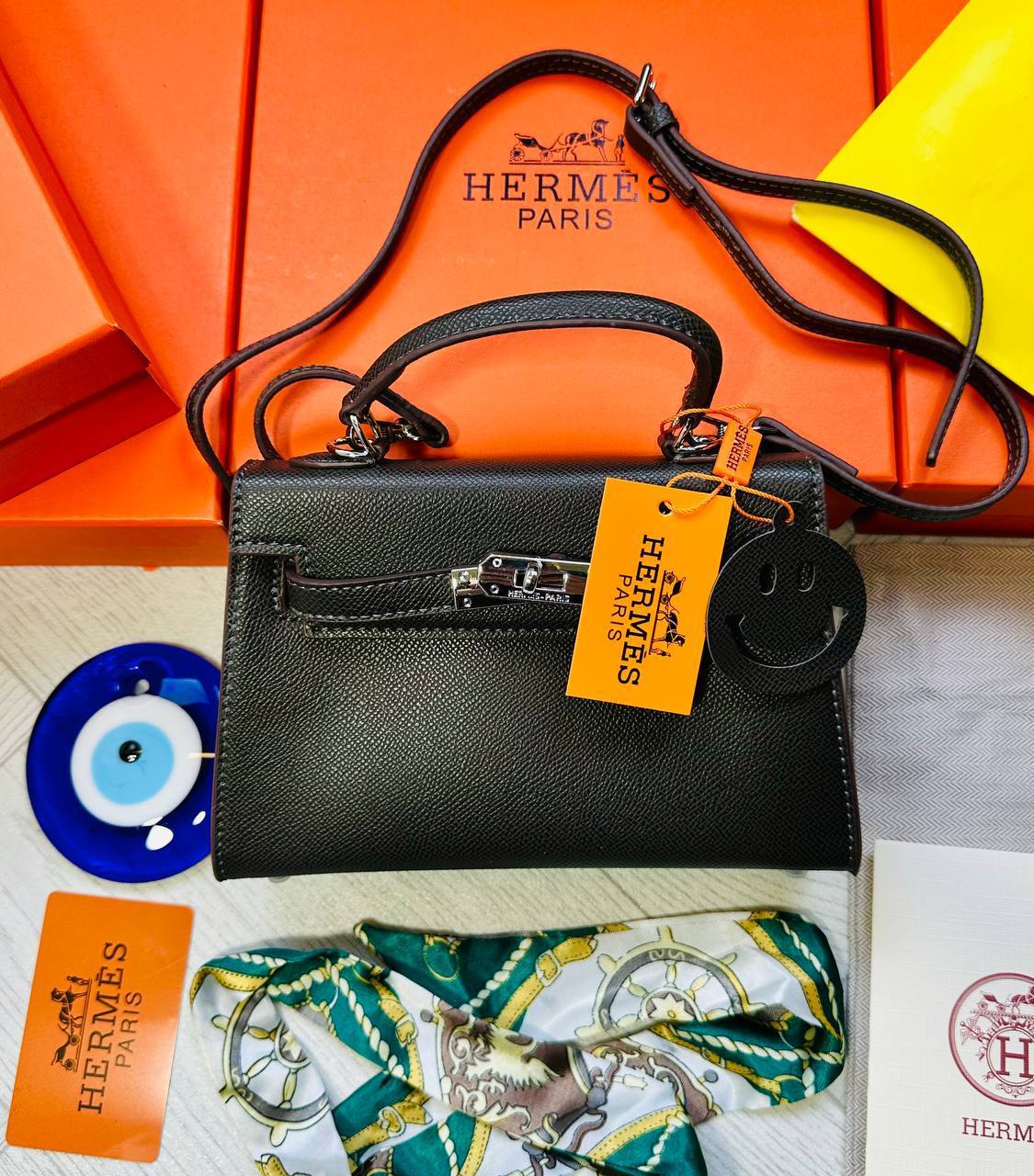 Herme Kell mini leather bag with box to2706