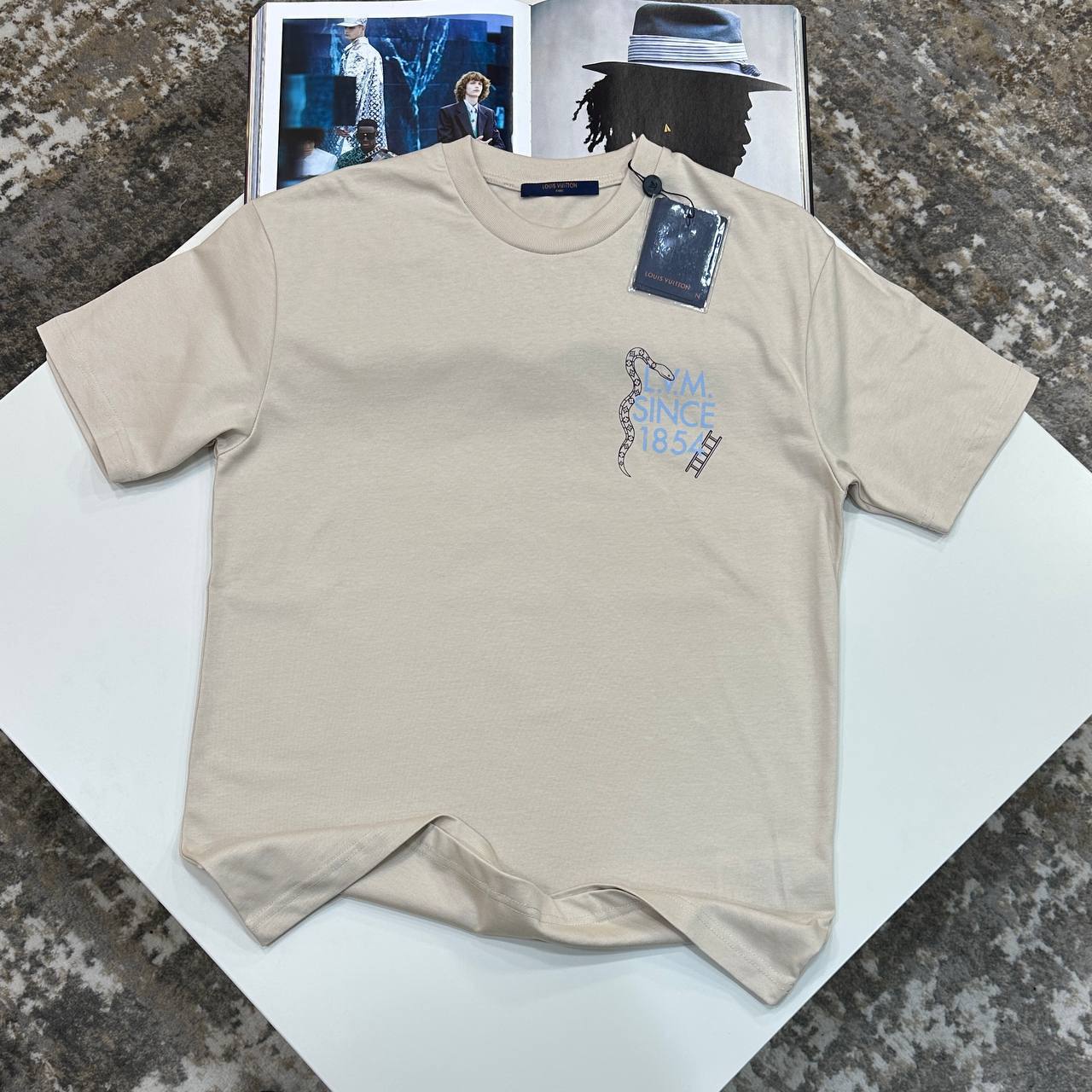 Top quality Lv T-shirt ha2706