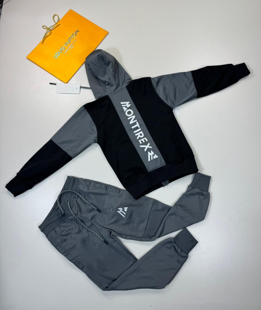 Kids monitrex tracksuit