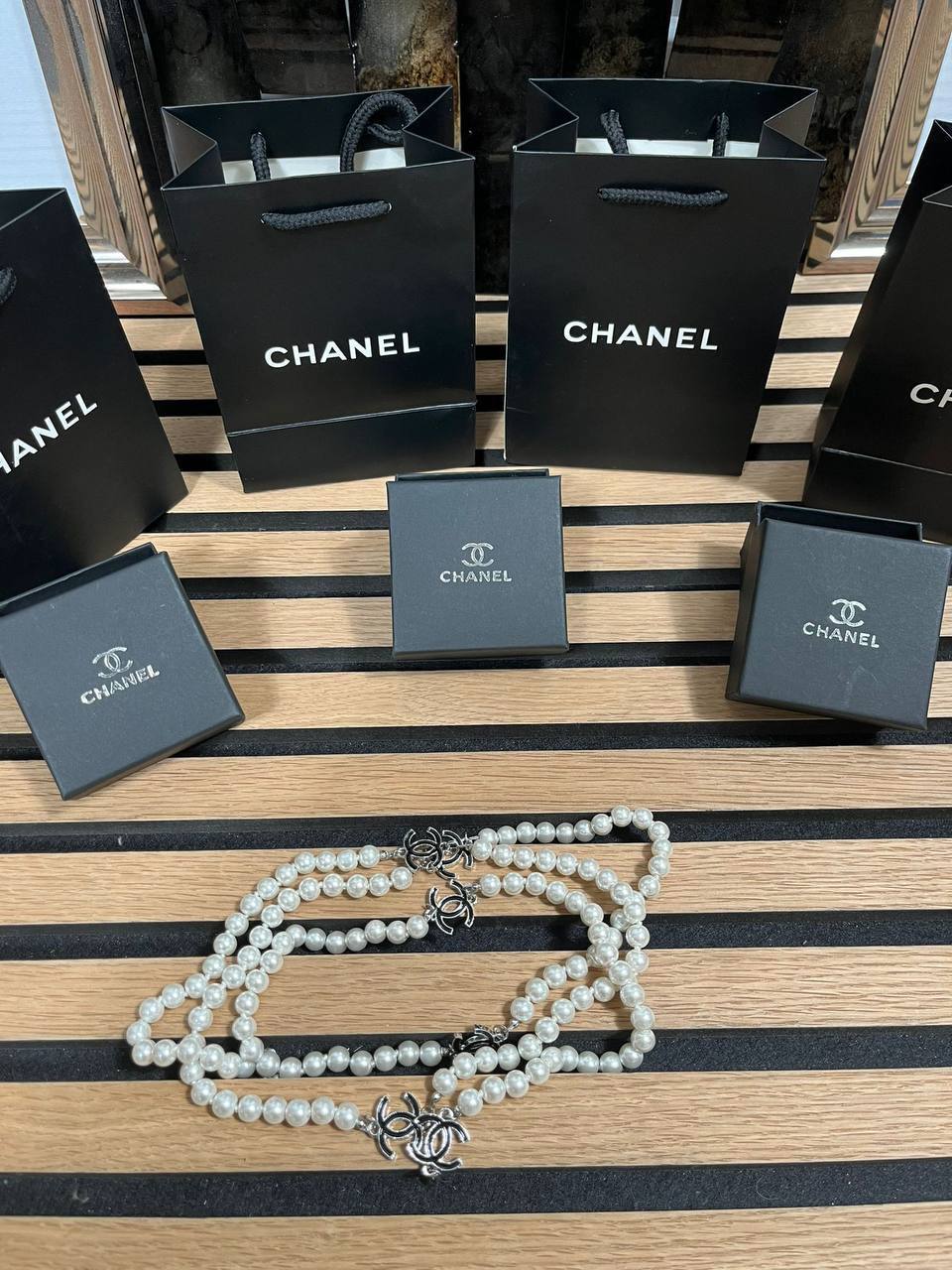 SUPERCLON CHANE BEADS NECKLACE WITH BOX am2906