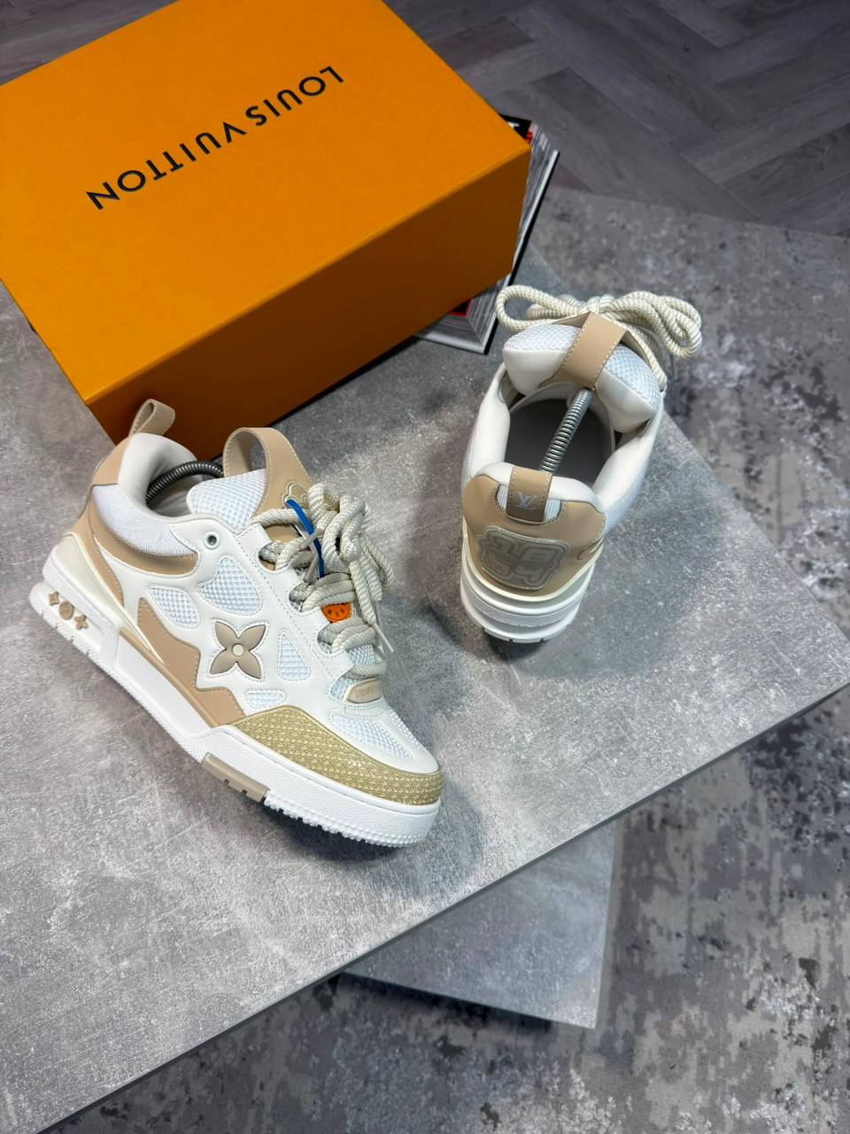 LV Skate aj0107