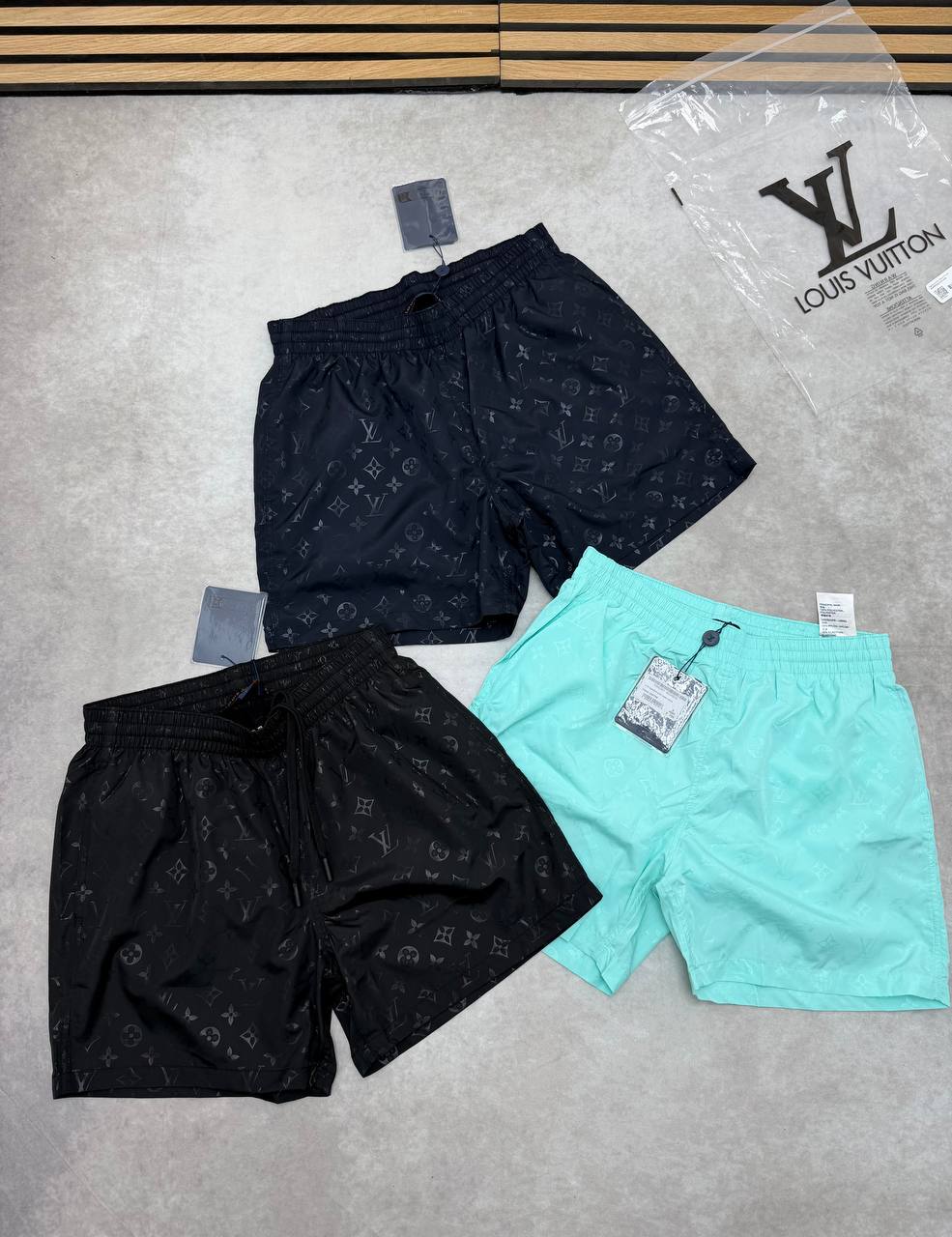 SUPER CLON LV SWIM SHORTS am0107