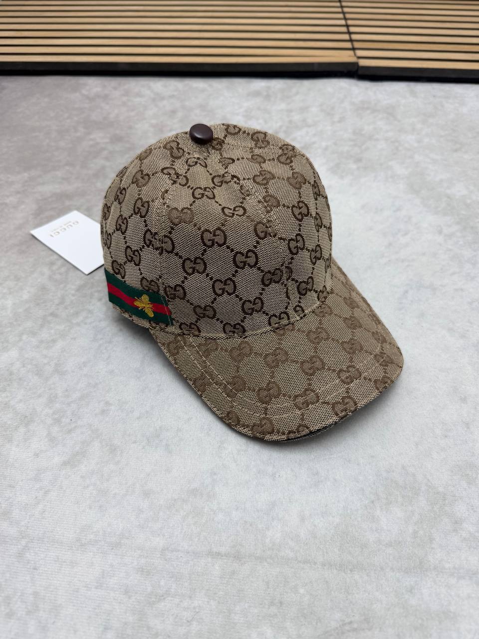 GUCC CAPS am0107