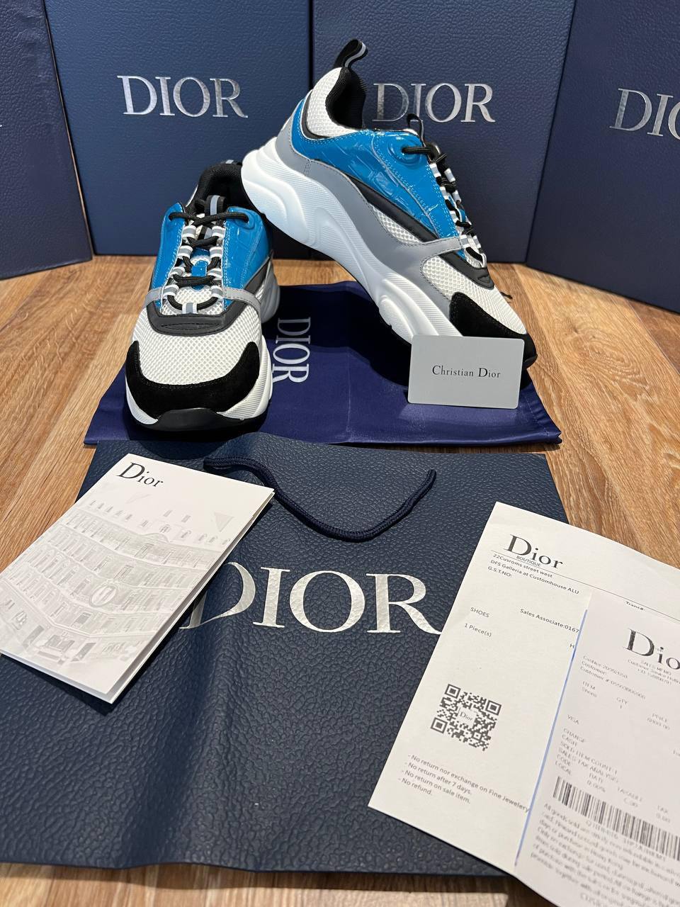 Dio b22 trainers jj0307