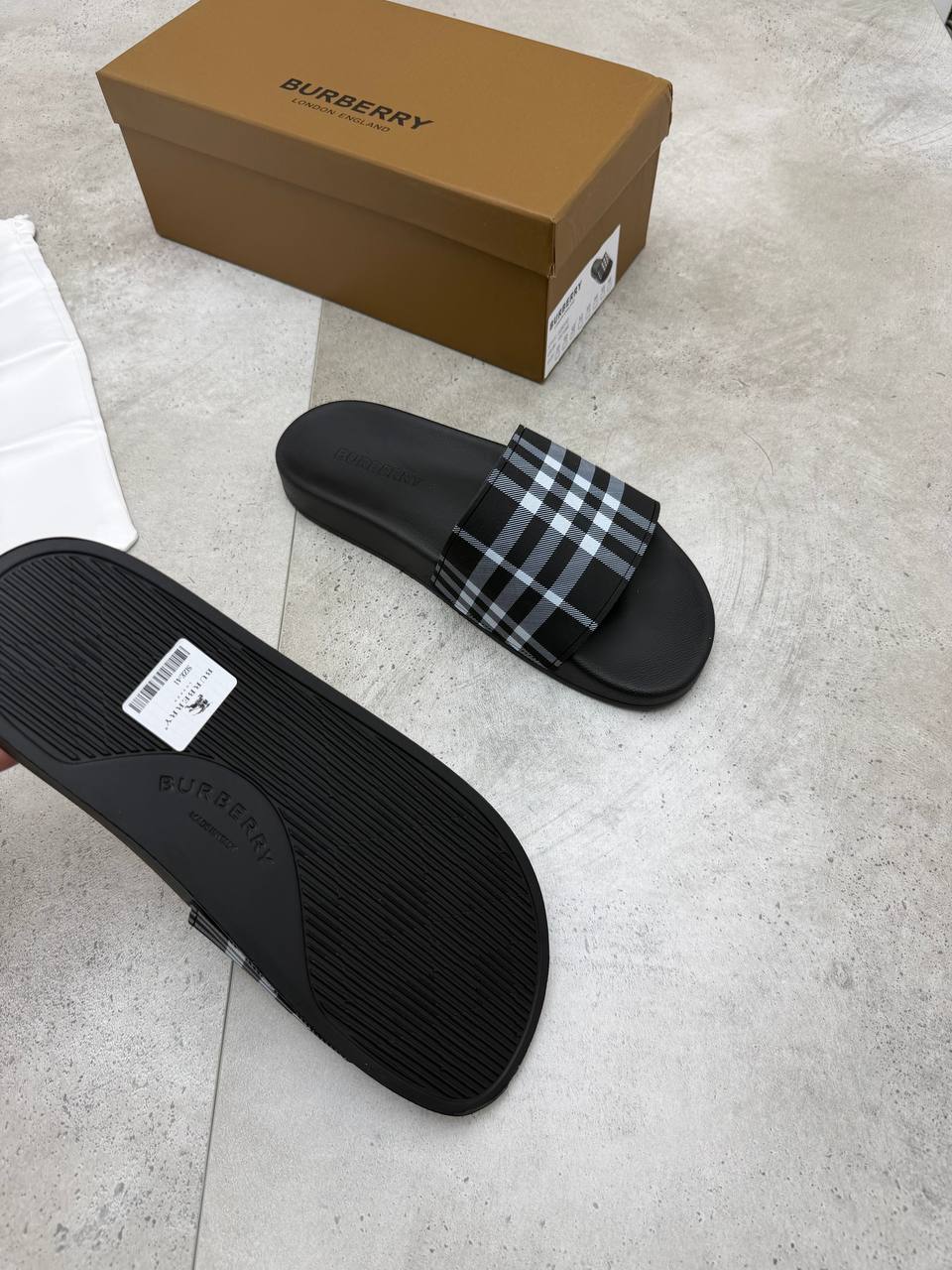 SUPER CLON BURBER MENS SLIDERS COME WITH BOX ETC am0207