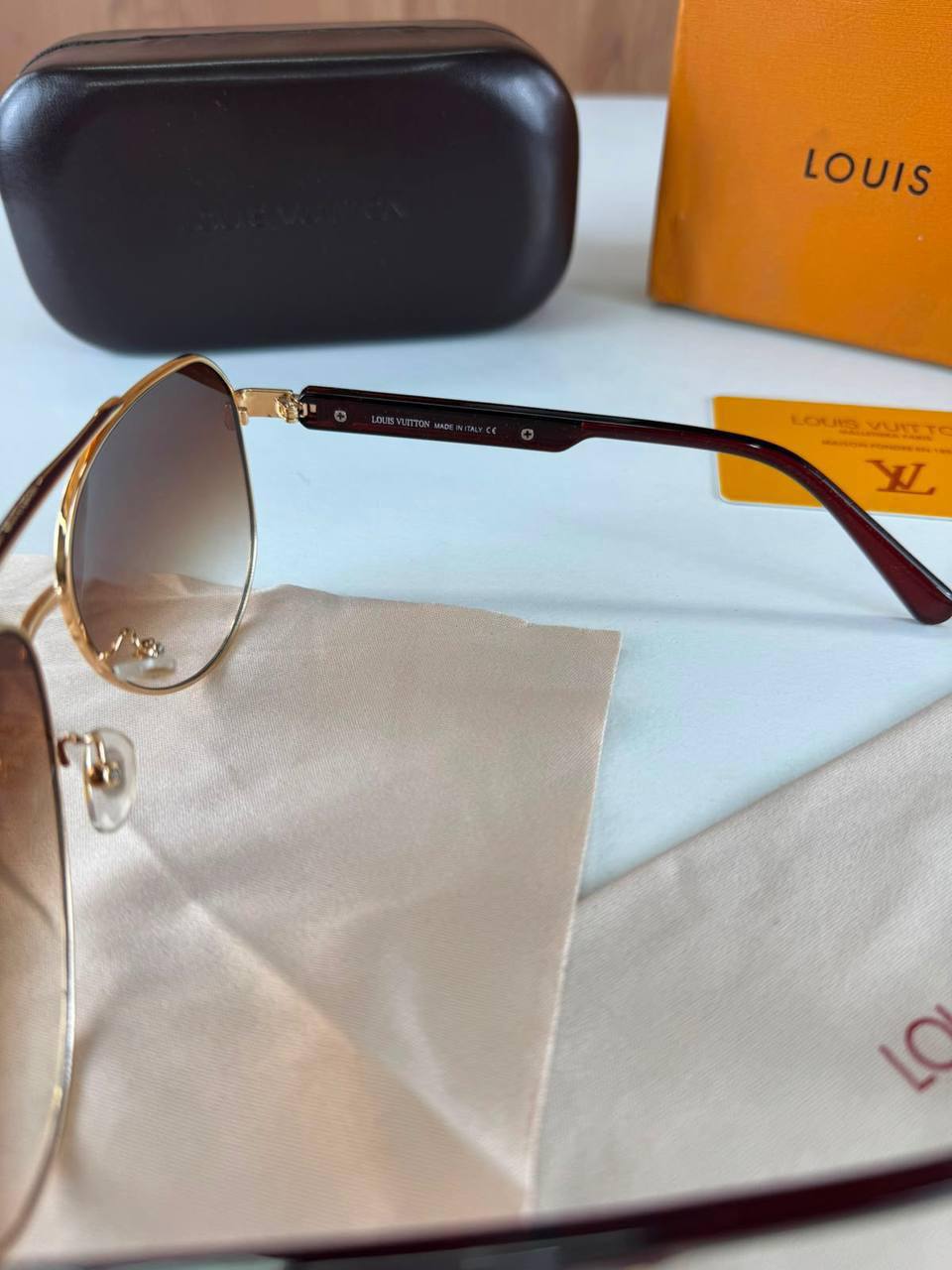 Loui Vuitto Sunglasses jj0407