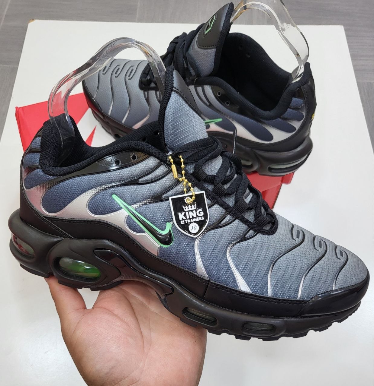 QUALITY MENS NIK TNS ak0407