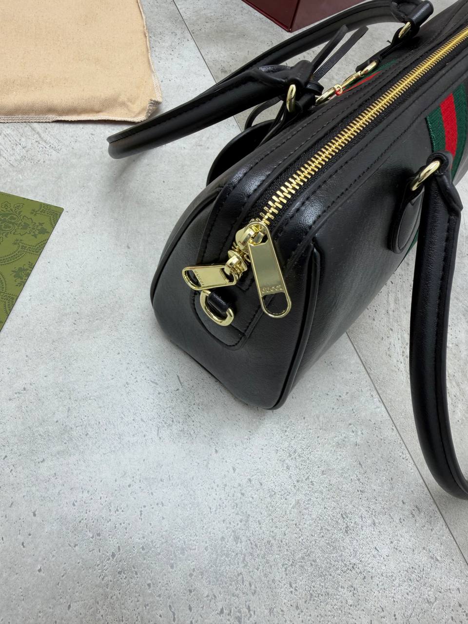 SUPER CLON WOMENS GUCC BAG COME WITH BOX ETC am0807