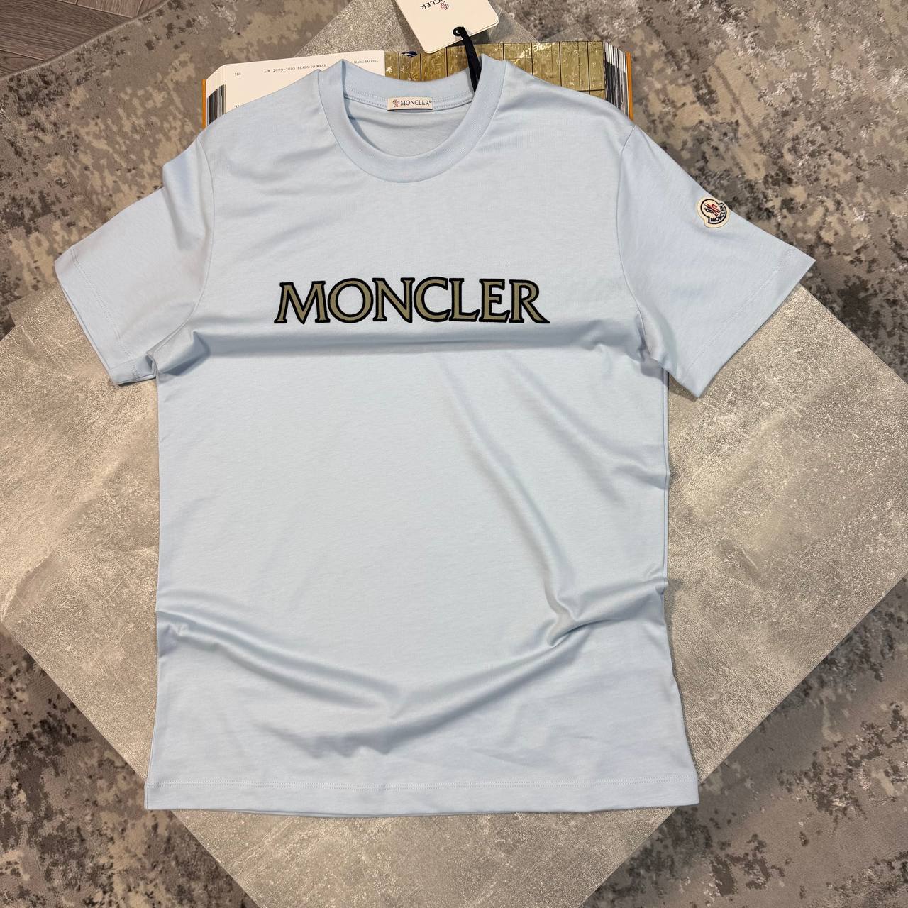 Moncle Tshirt aj0204
