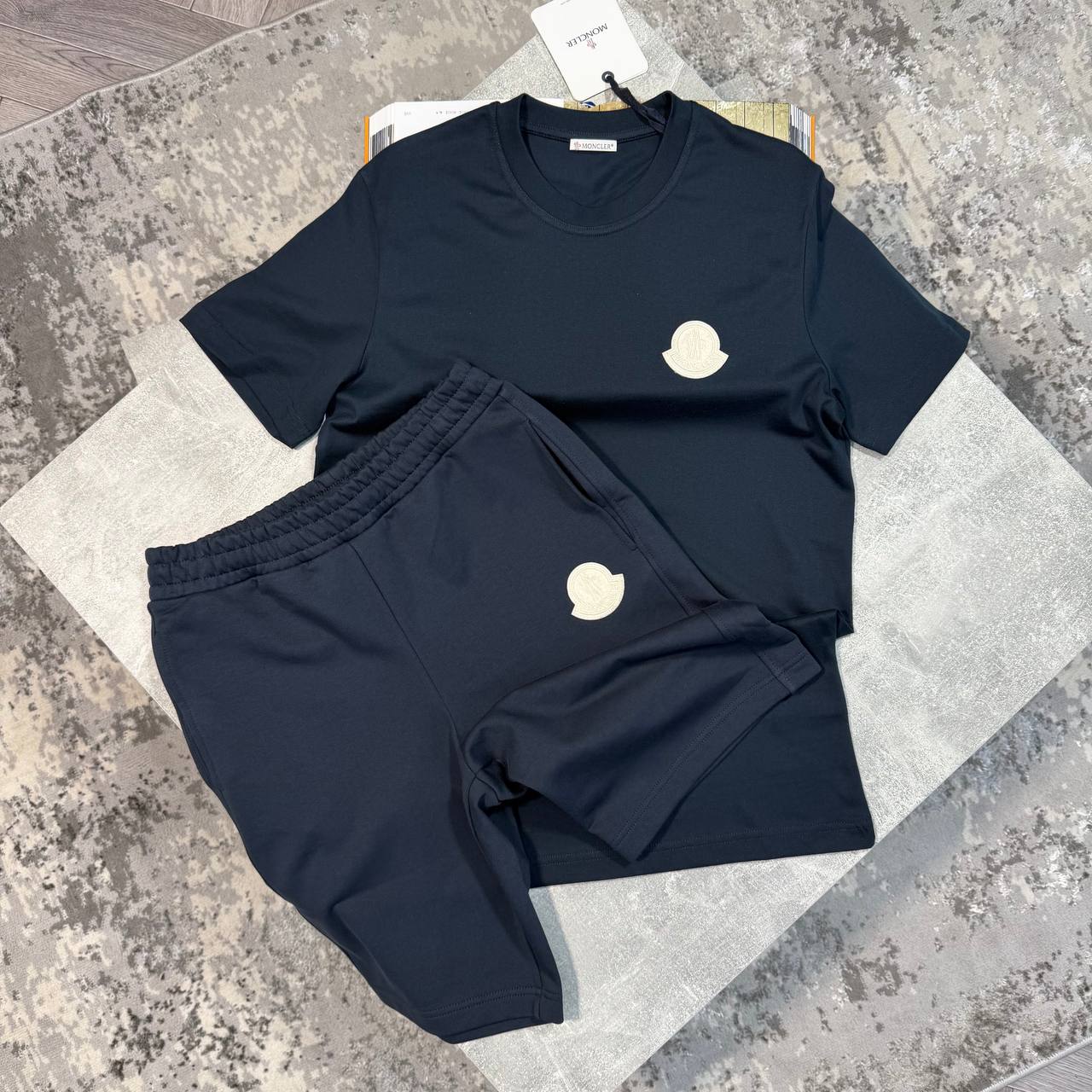 Moncle Set aj0204