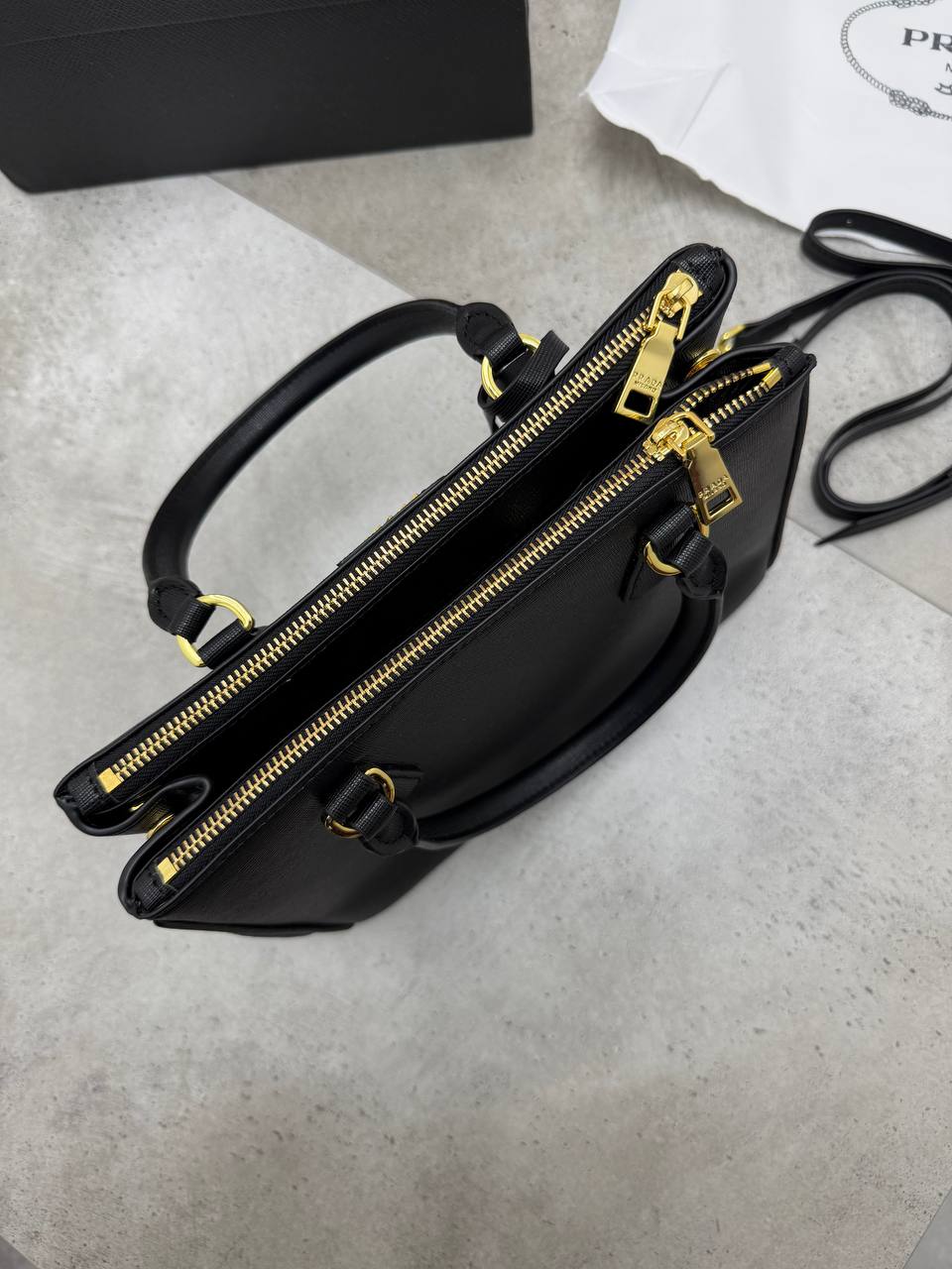 SUPER CLON PRAD LEATHER BAG COME WITH BOX ETC am0807