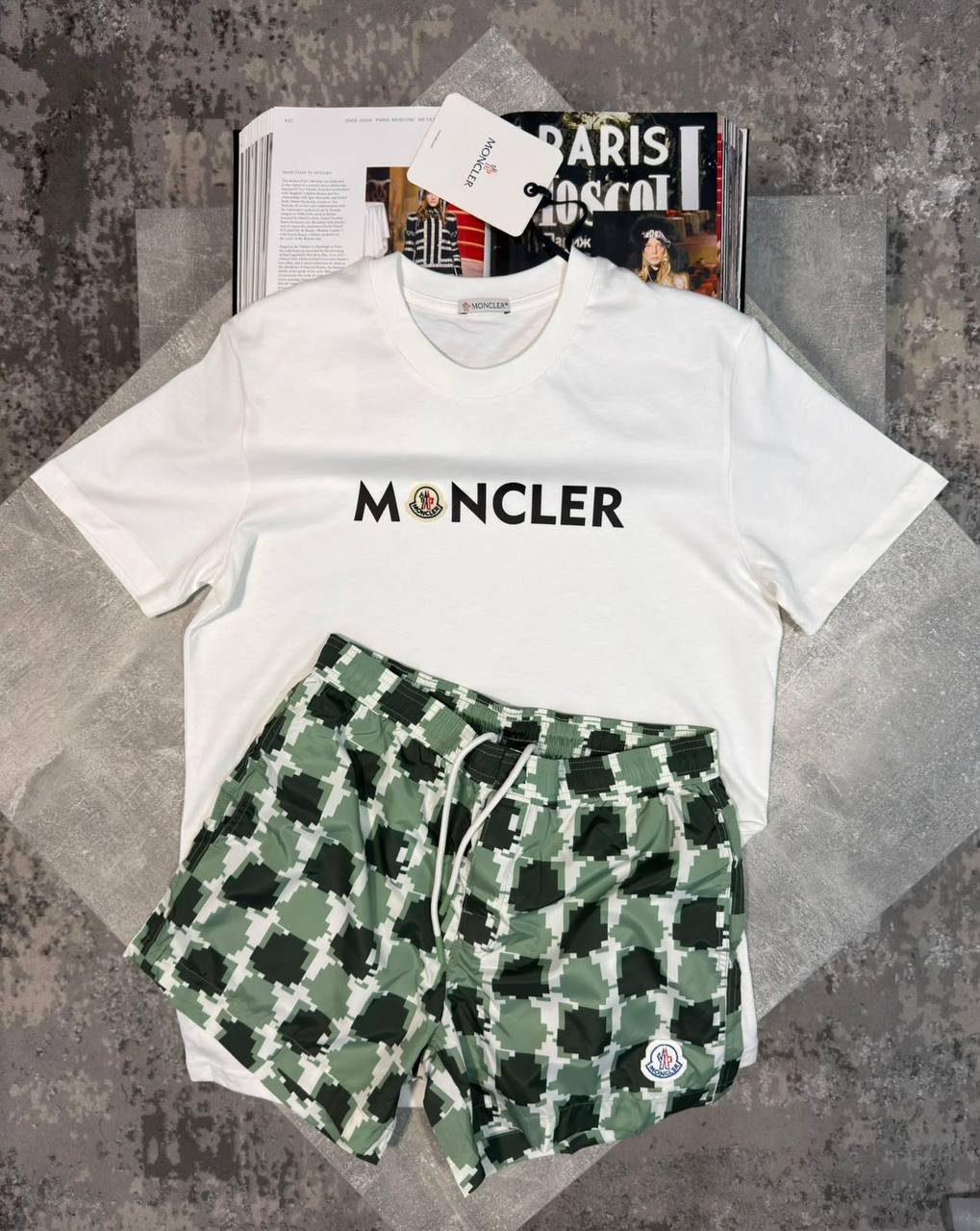 Moncle Shorts Set aj0907