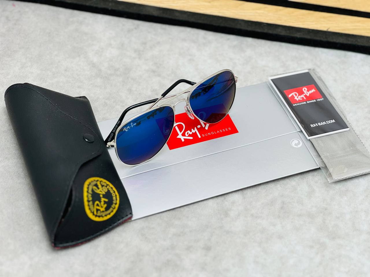 MENS RAYBA SUNGLASSES COME WITH BOX ETC am0304