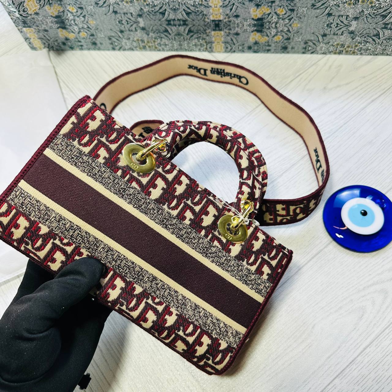 DIO BAG WHIT BOX AVAILABLE to1207