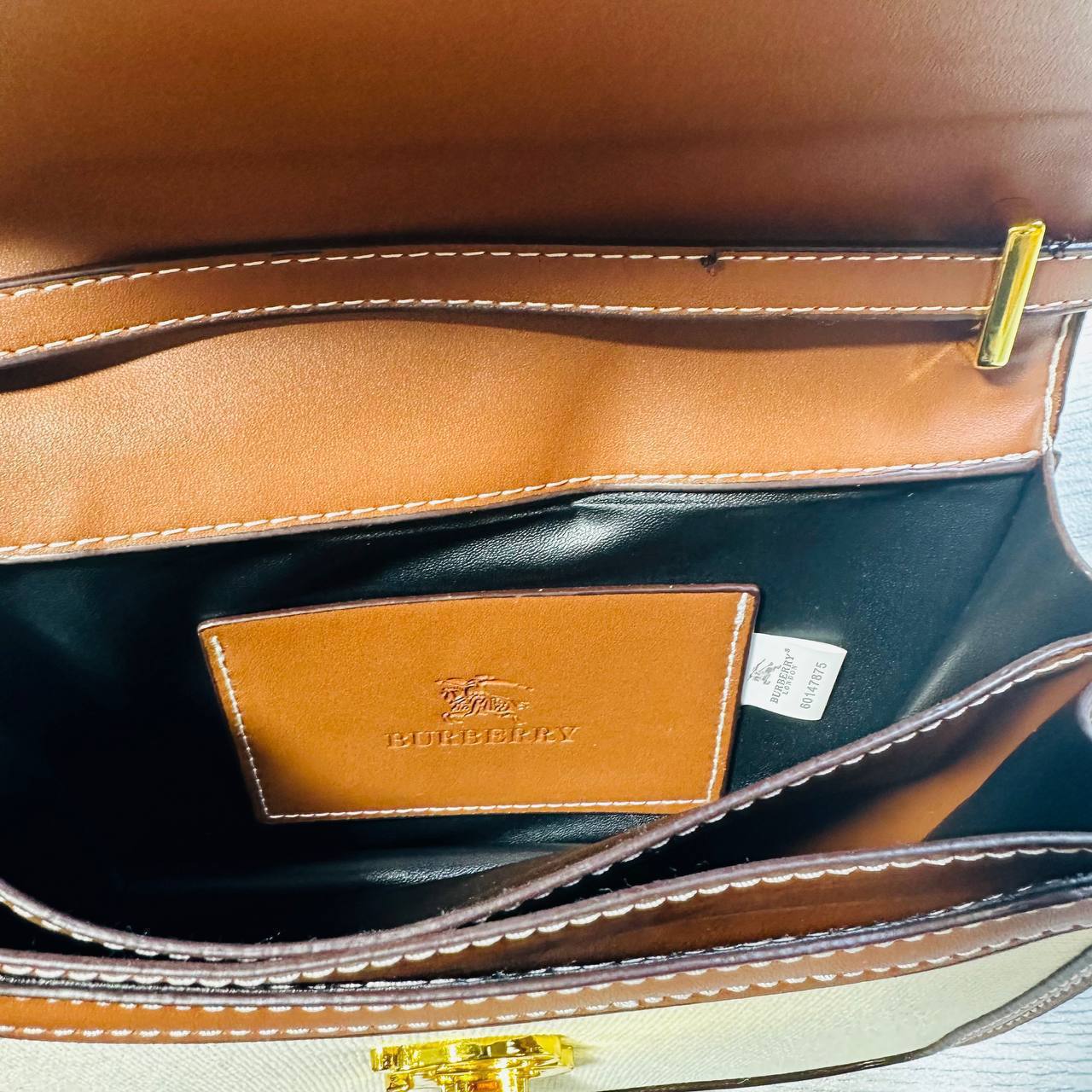 CLON QUALITY BURBERR BAG WITH BOX to1207