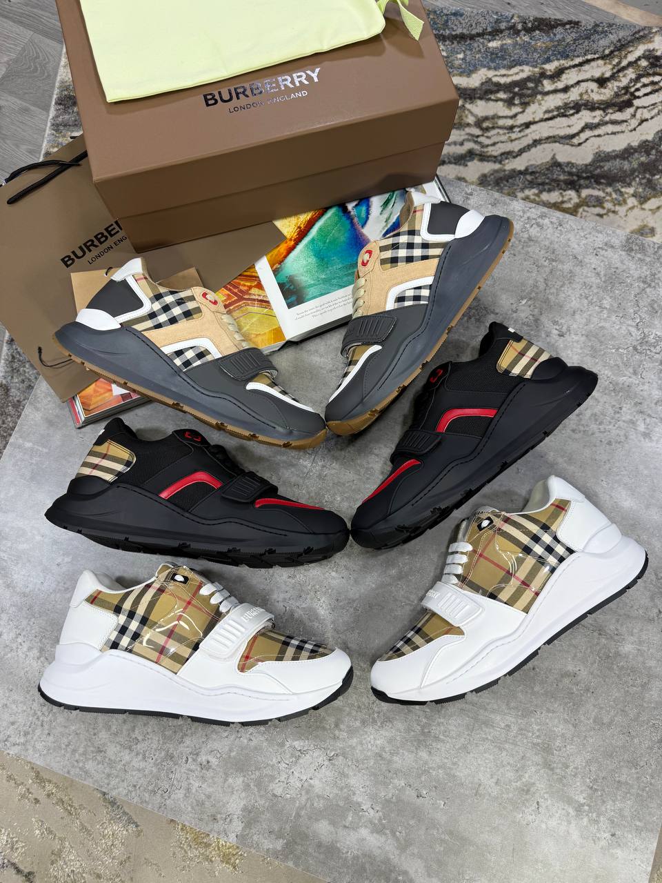 HIGH END BURBERR TRAINERS WITH FULL PACKAGING ETC jay1807