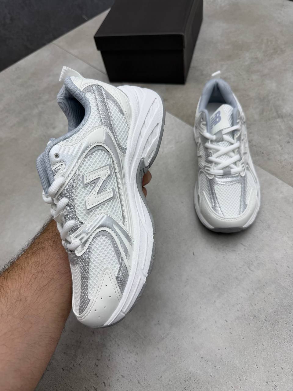 WOMENS NEW BALANCE am1707