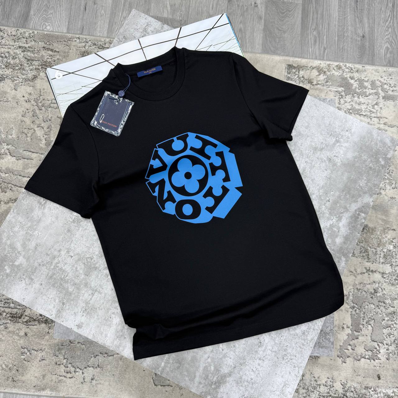 SUPER CLON LV TEE jay2406