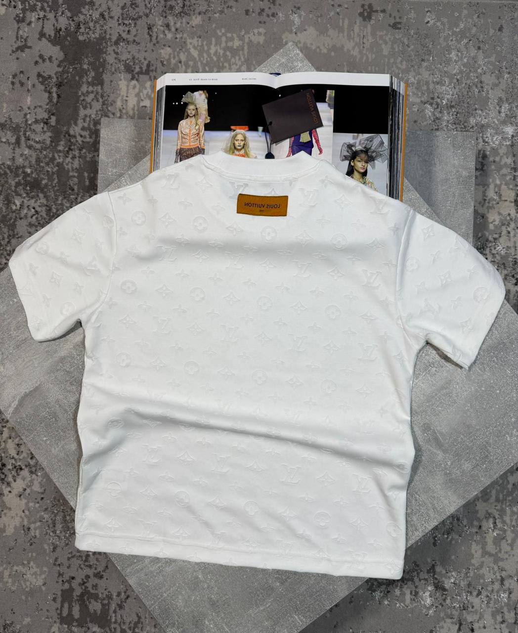 LV Tshirt aj0904