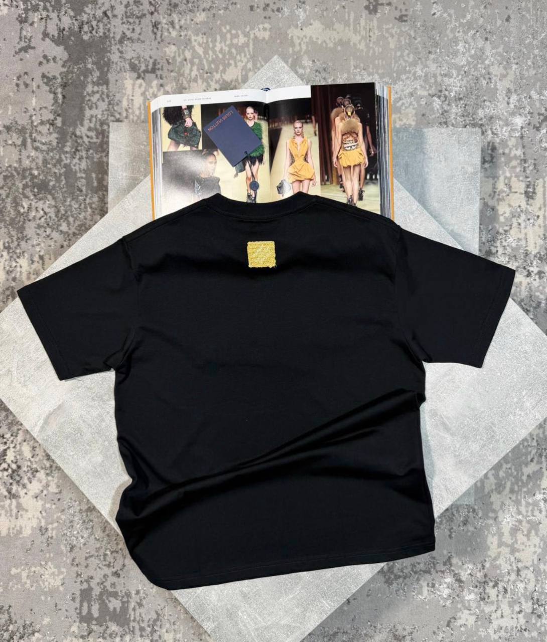 LV Tshirt aj1707