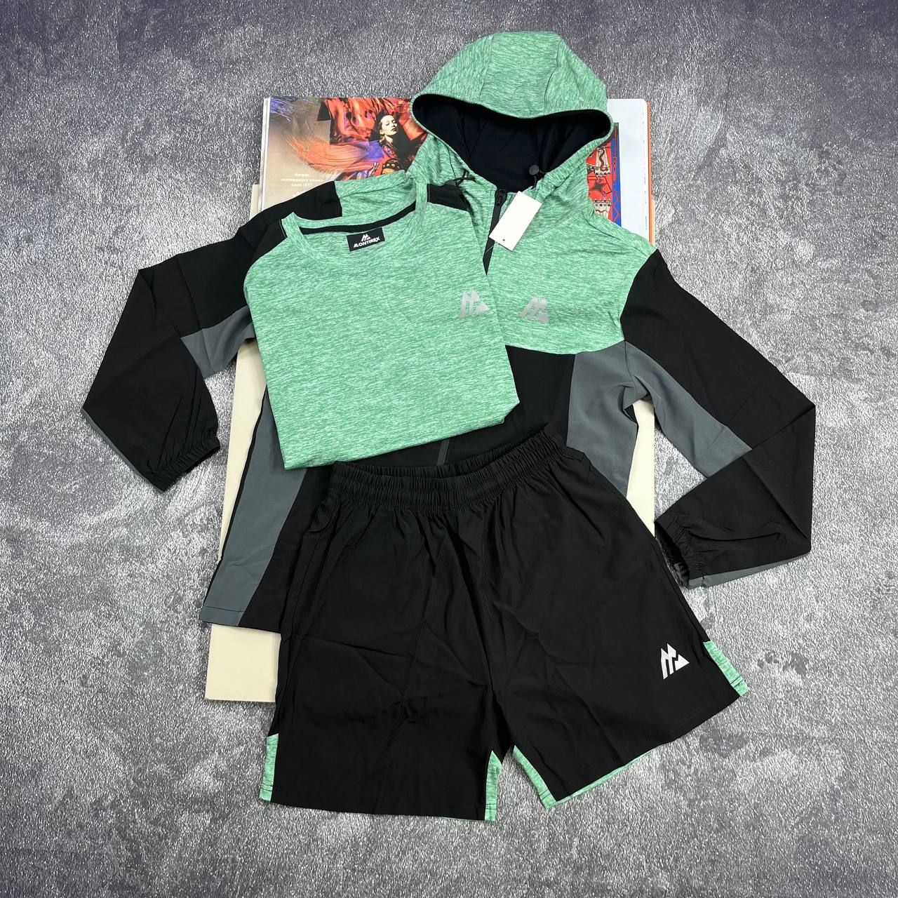 New style montre tracksuit sa1807