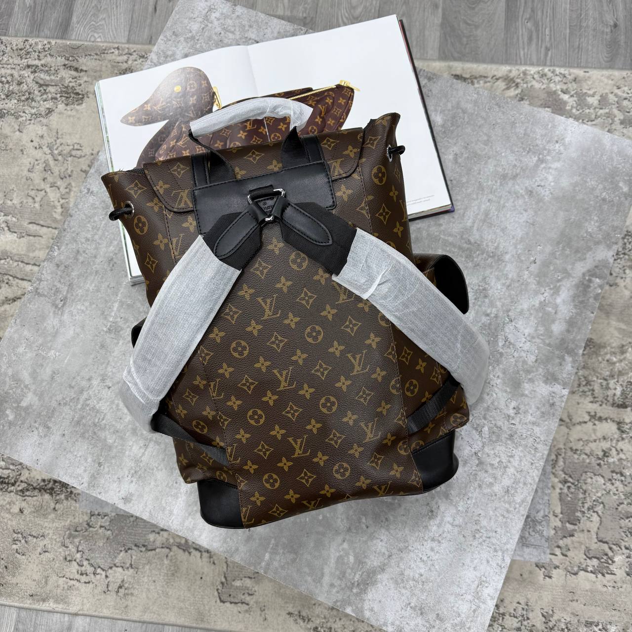 SUPER CLON LV BACKPACK 🎒 jay1507
