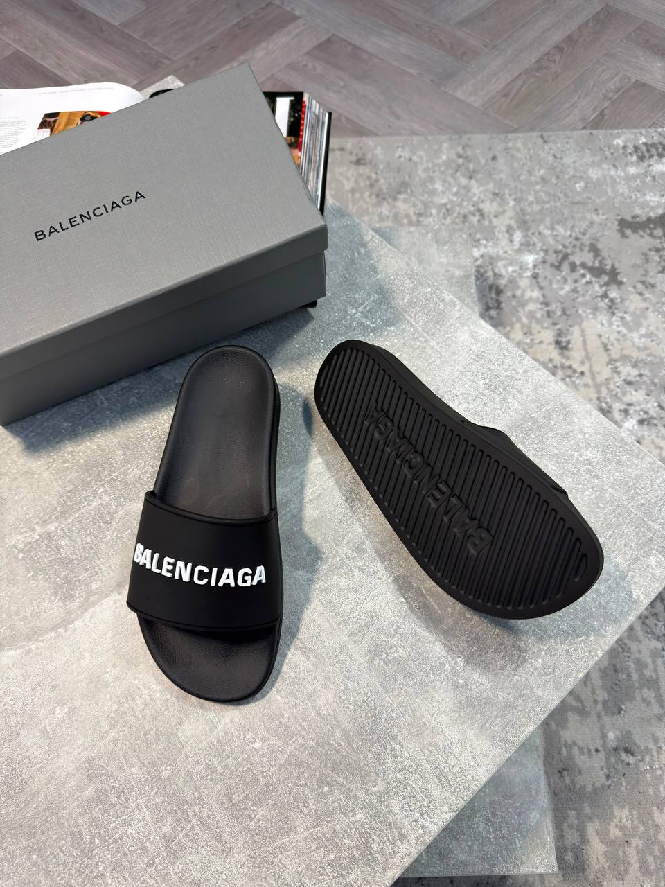 Superclon Balenciag sliders aj2207