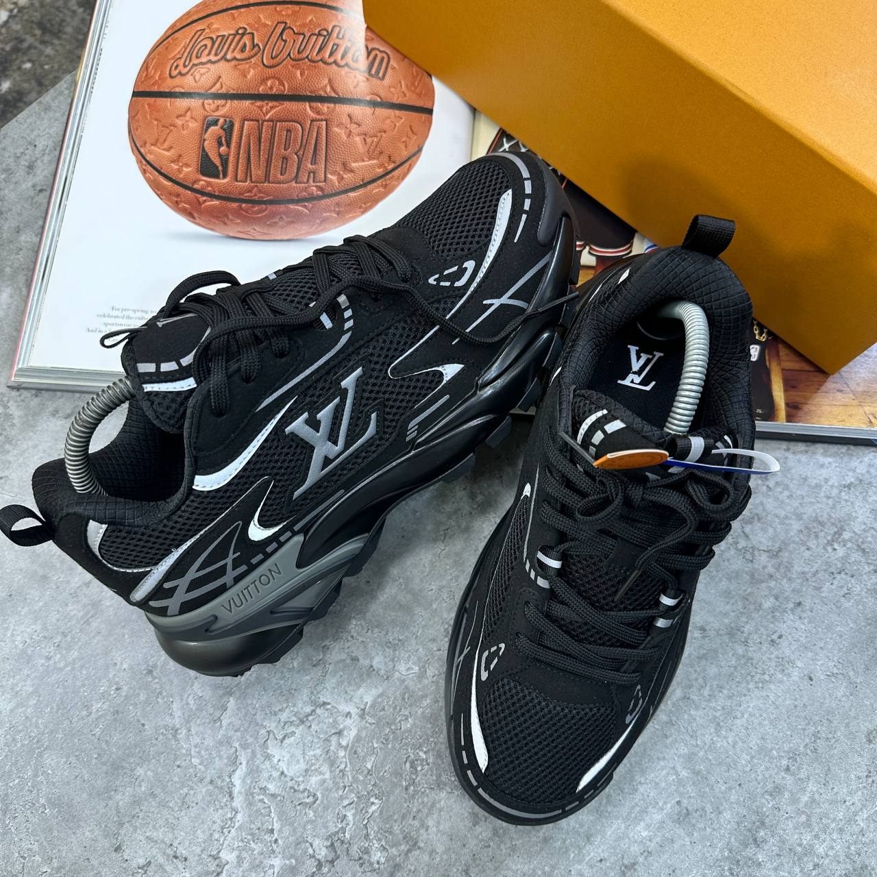 Superclon quality Lv Trainer ha2307
