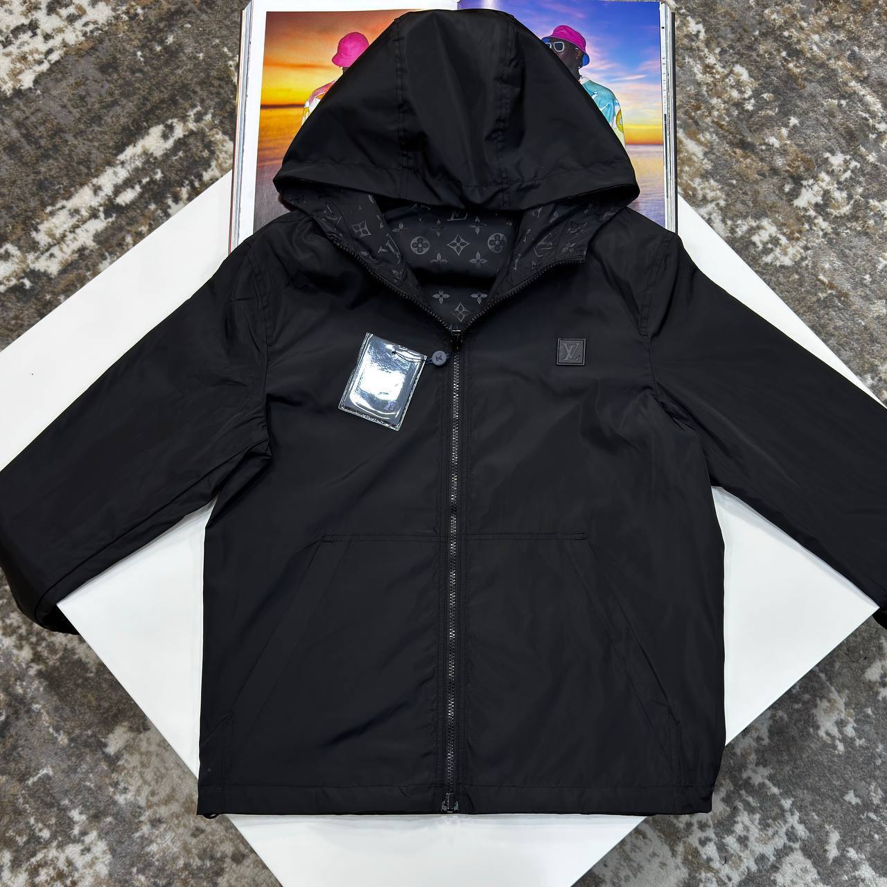 Superclon quality Lv Reversible jacket ha2407