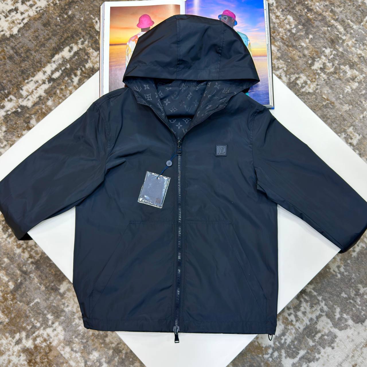 Superclon quality Lv Reversible jacket ha2407