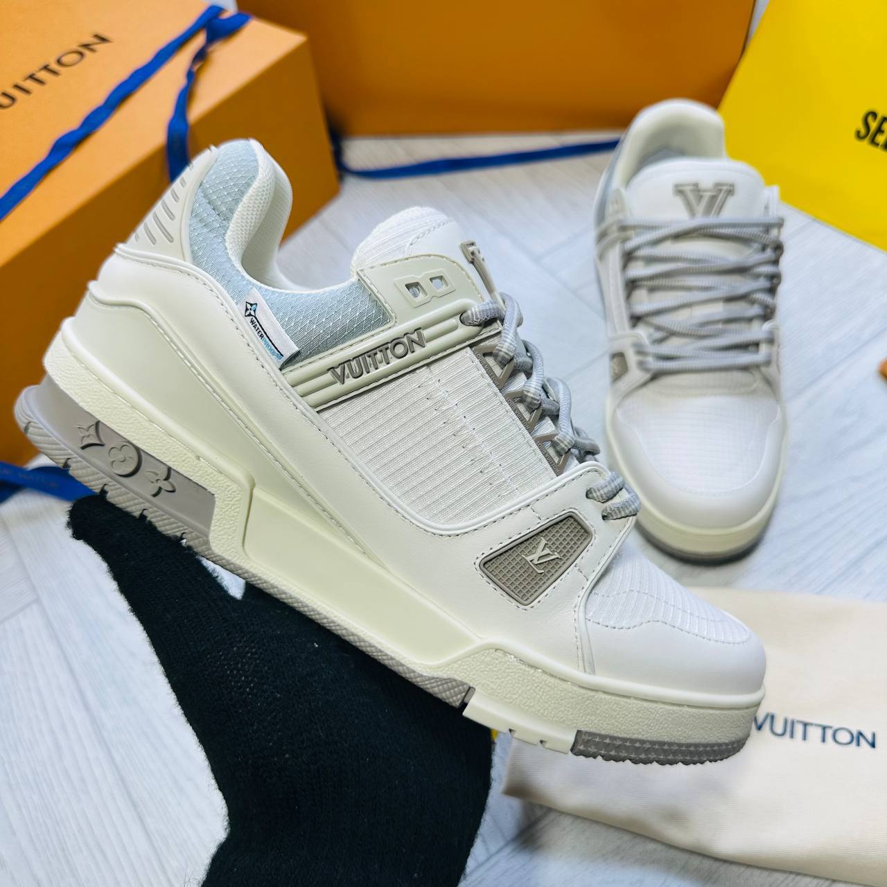 SUPERCLI QUALITY LVE SHOES to0410