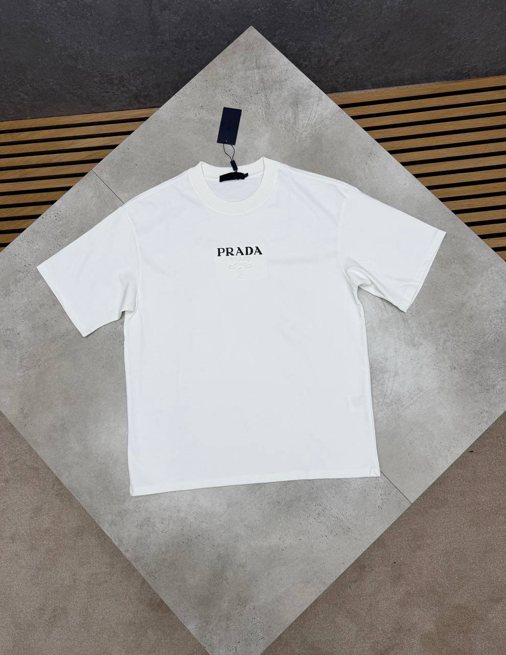 PRAD TEE am2707