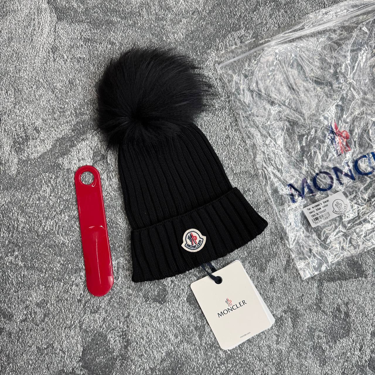 Monicler hat sa0810