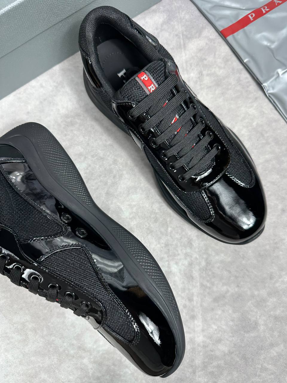 SUPER CLI PRADI TRAINERS COME WITH BOX ETC am0810