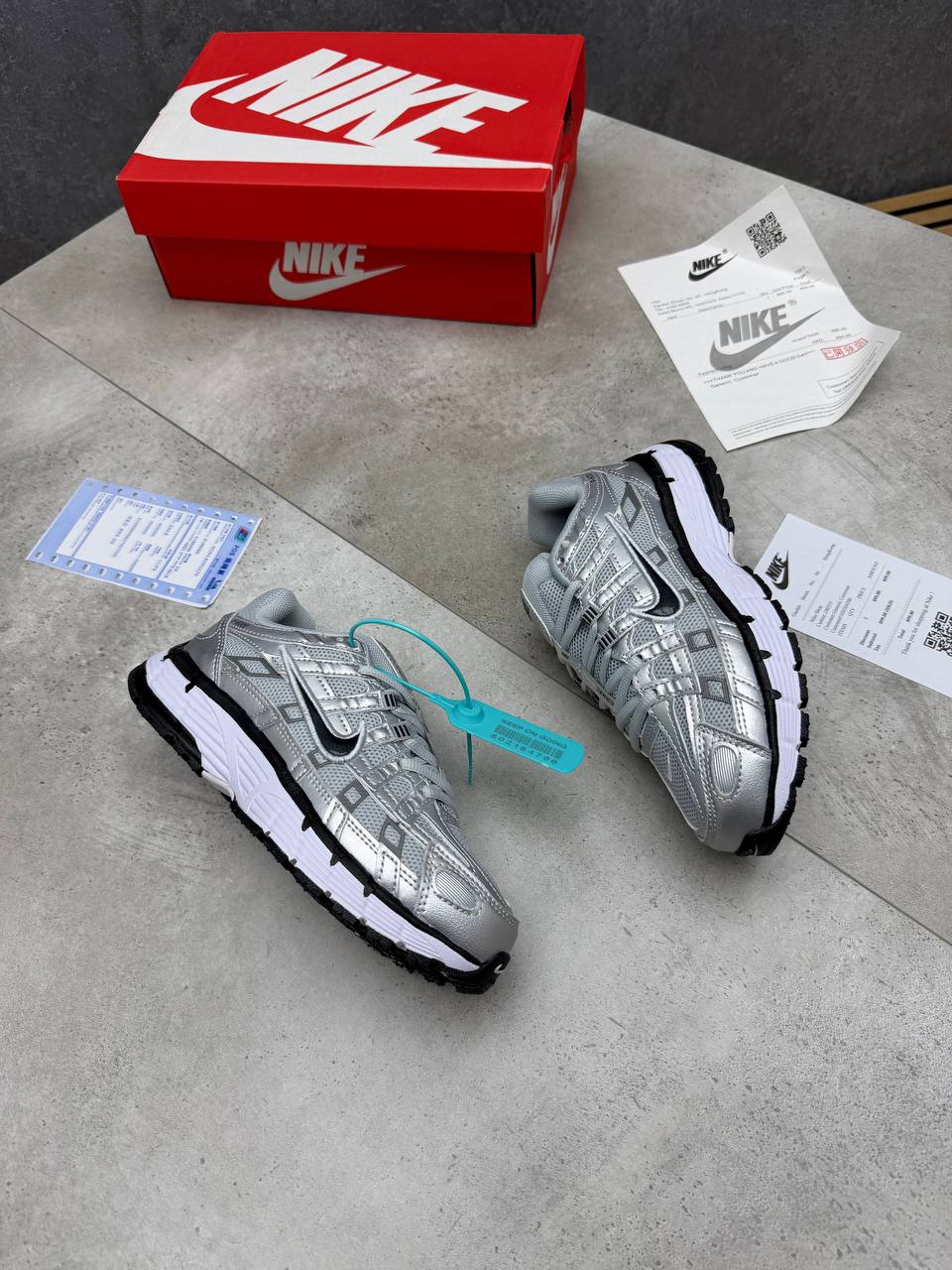 WOMENS NIK P6000 COME WITH BOX ETC am2907