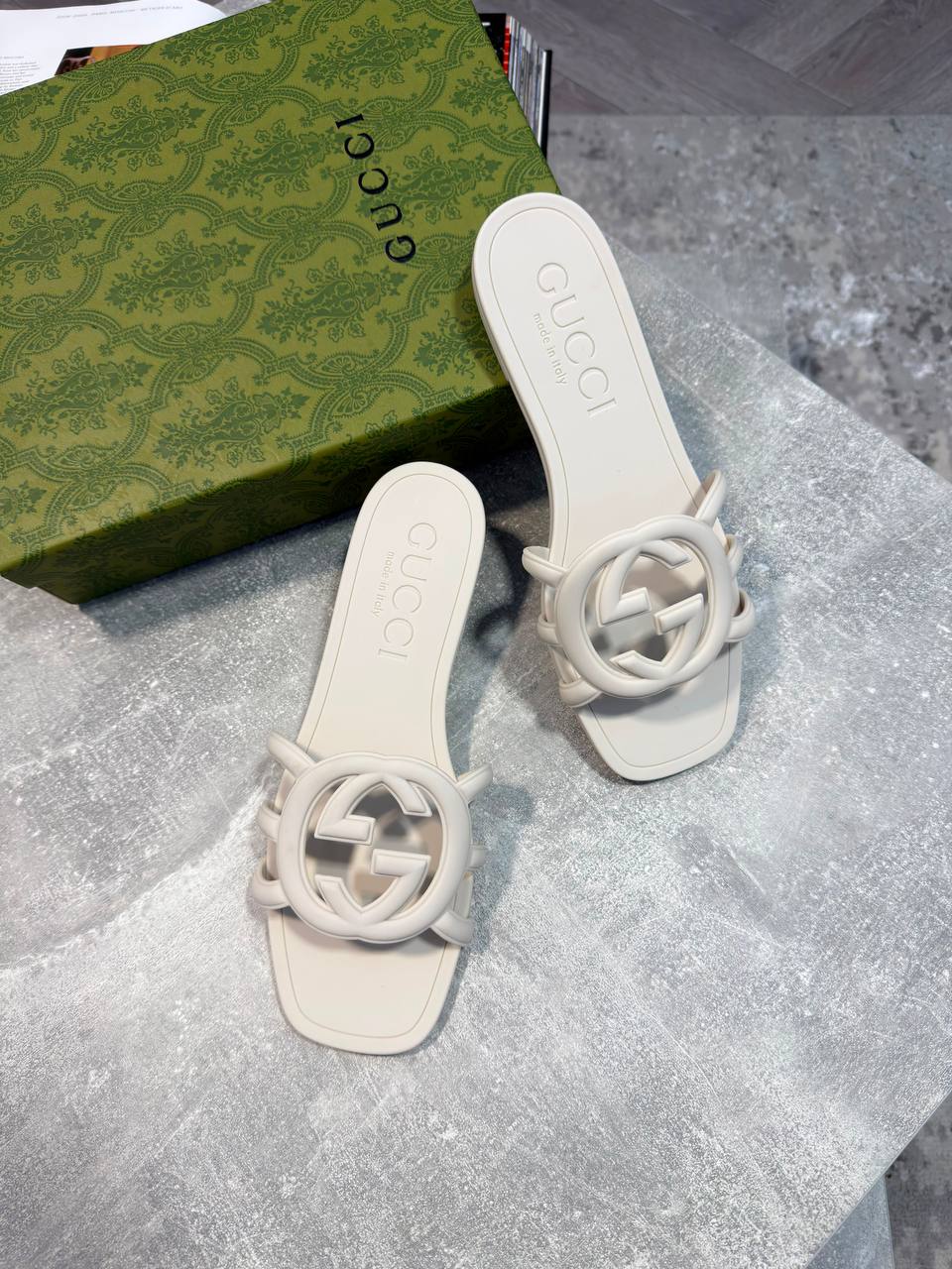 Gucc Women interlocking G Slide Sandals aj2907
