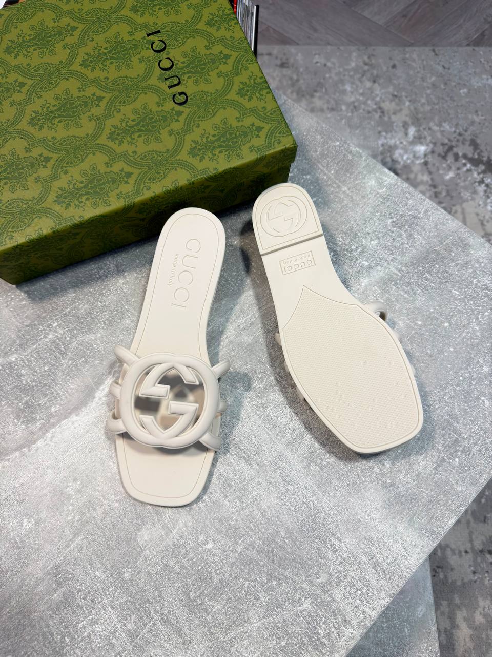 Gucc Women interlocking G Slide Sandals aj2907