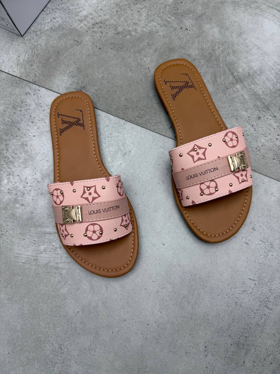 WOMENS LV SLIDERS am3007