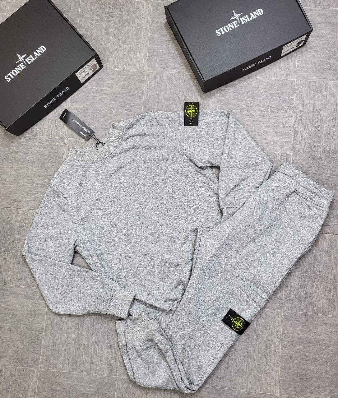 QUALITY STON ISLAN TRACKSUIT WITH BOX Ak3107