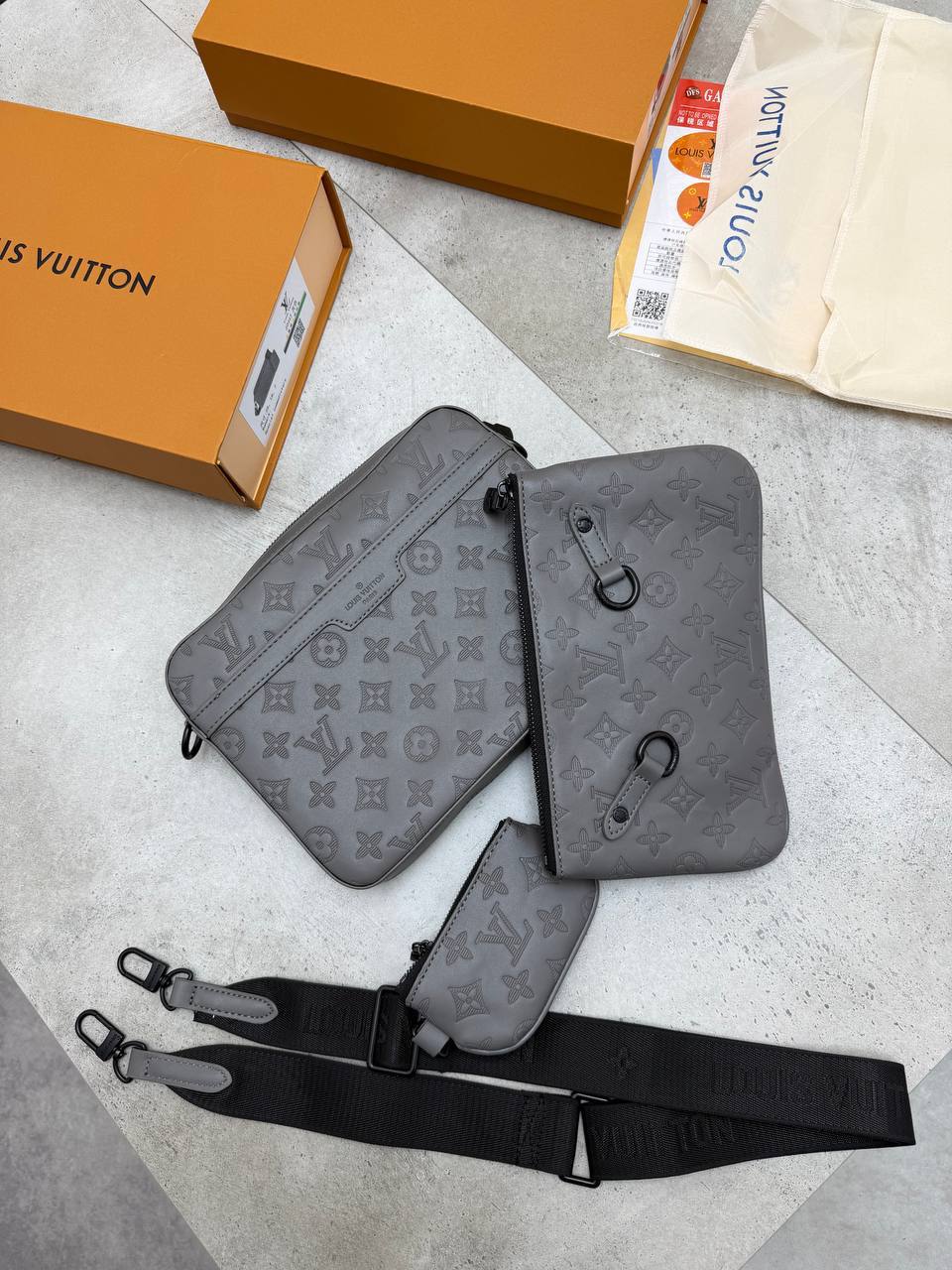 SUPER CLON LV TRIO BAGS COME WITH BOX ETC am2009
