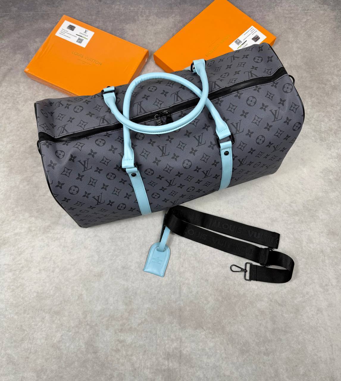 LV DUFFLE BAG COME WITH DUST BAG ETC am2009