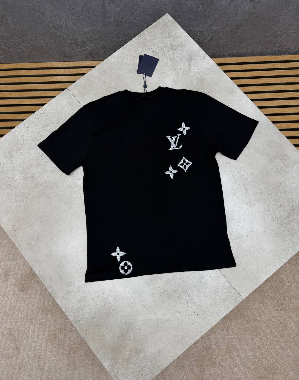 LV TEE am0508