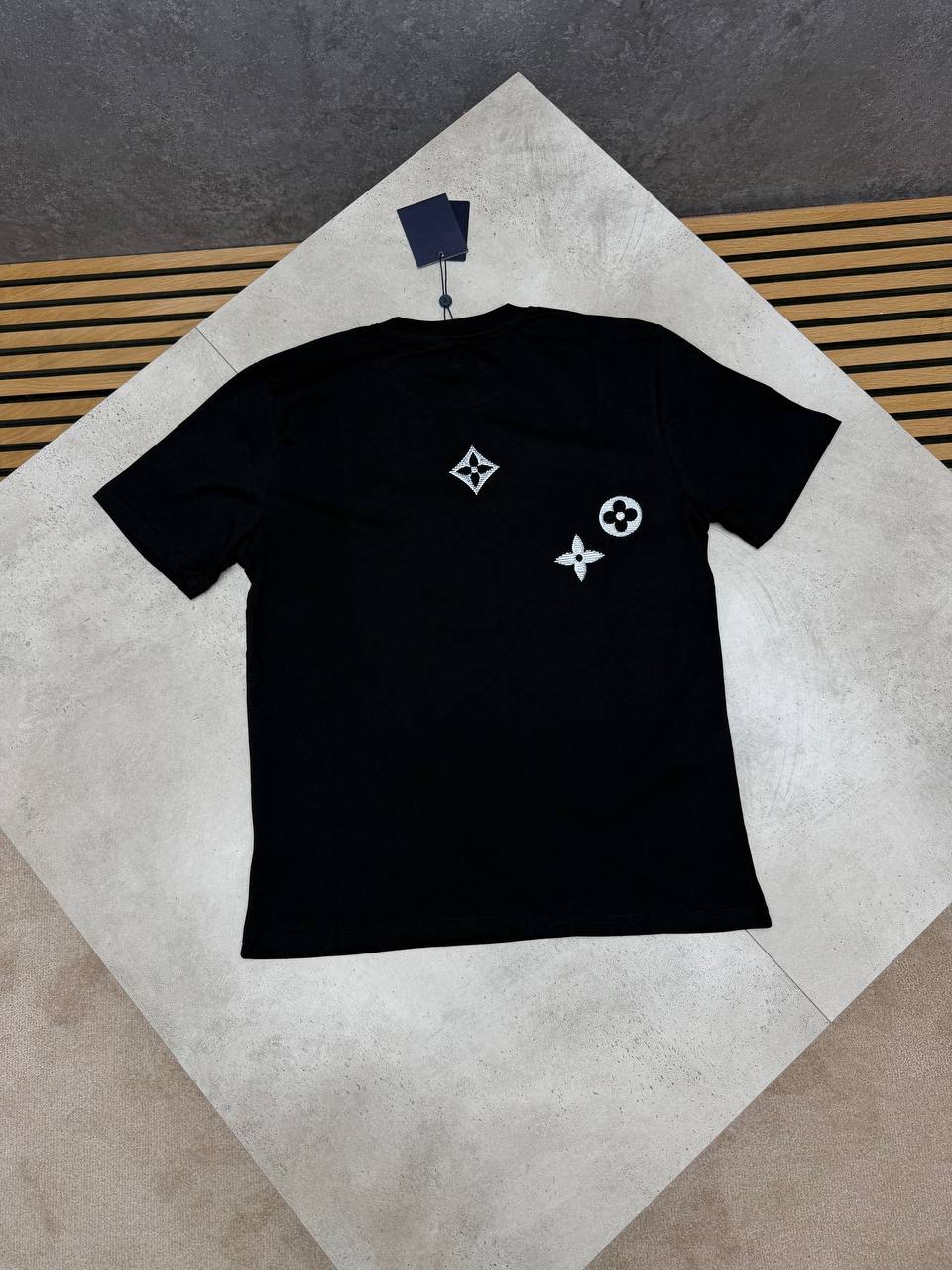 LV TEE am0508