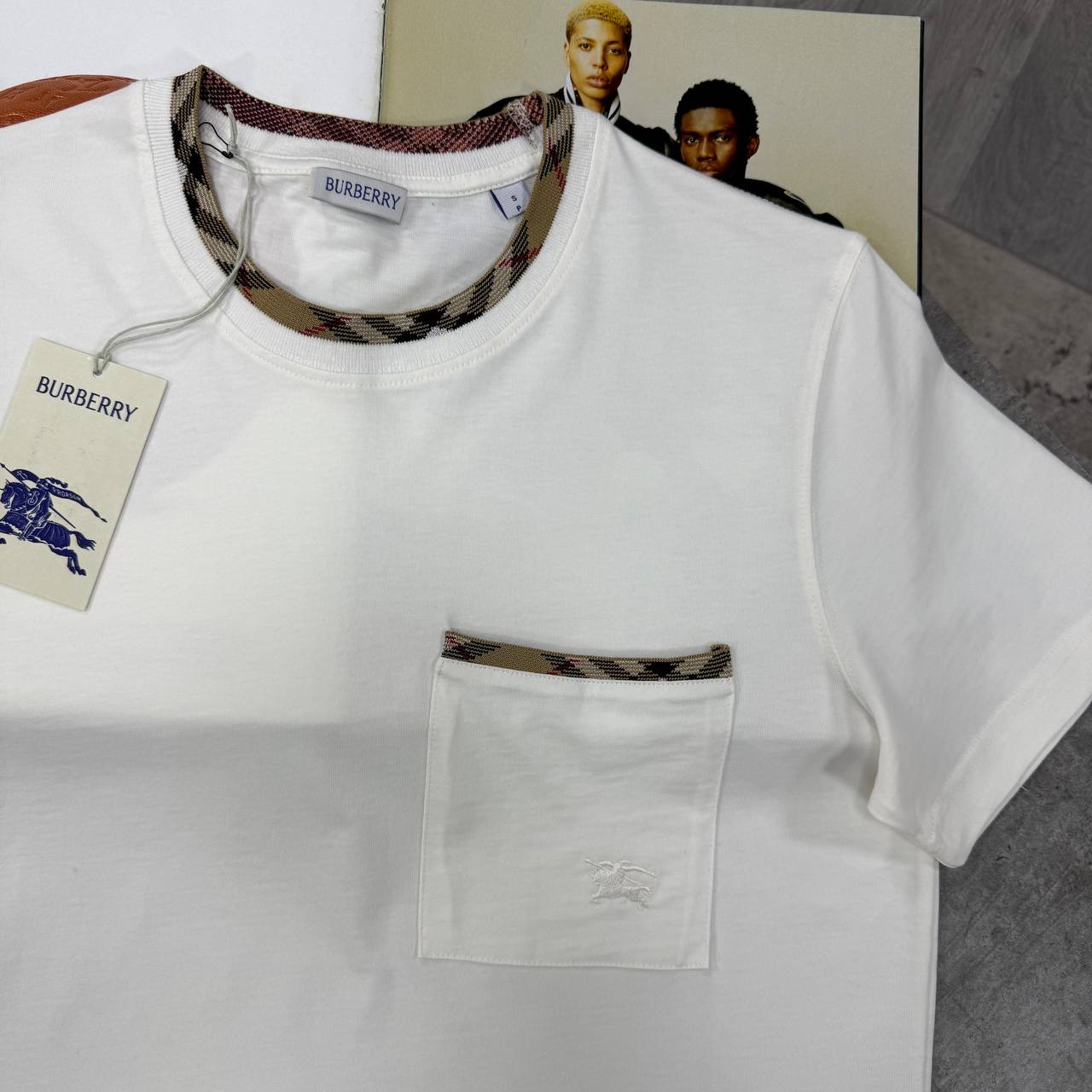 SUPER CLON BURBER TEE jay0508