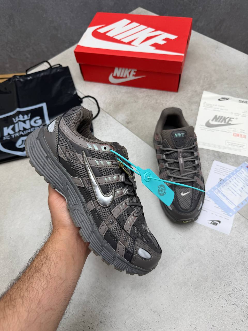 MENS NIK P-6000 COME WITH BOX ETC am1308