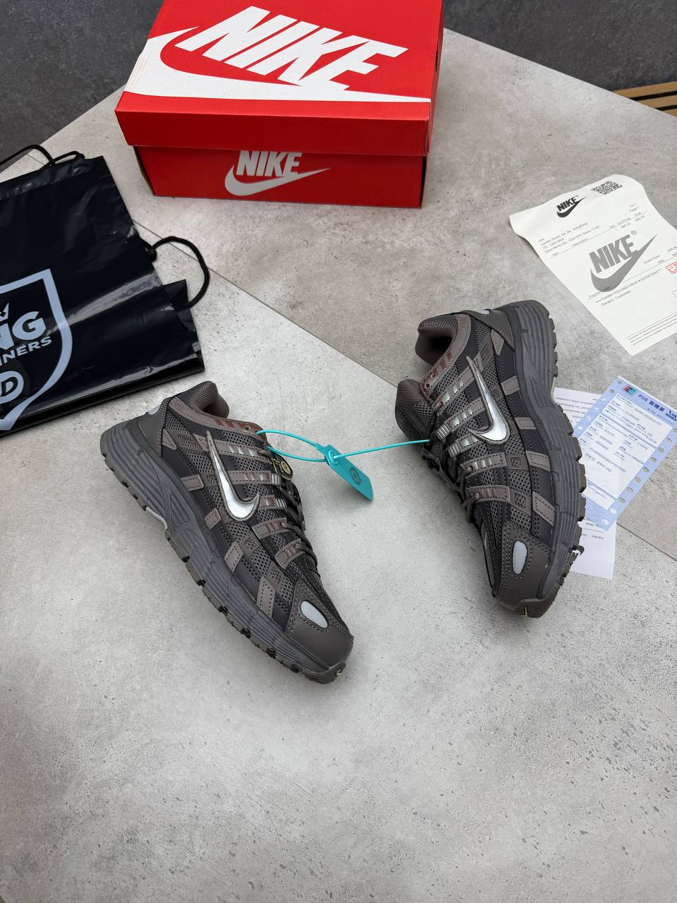 MENS NIK P-6000 COME WITH BOX ETC am1308