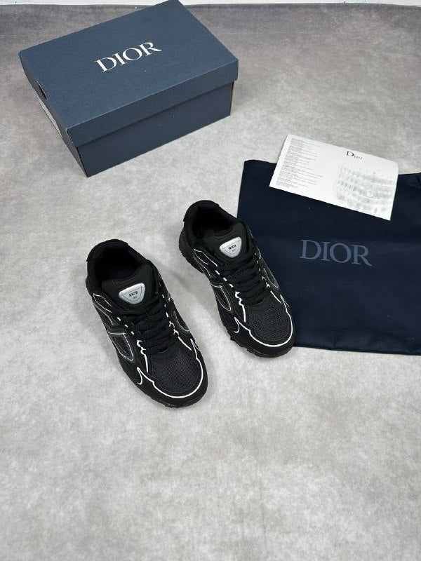 MENS DIO B30 COME WITH BOX ETC am0501